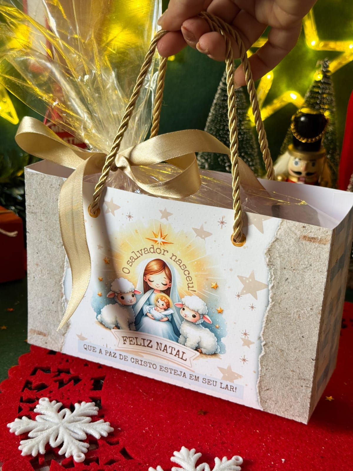 Sacola com caixa de Bombom